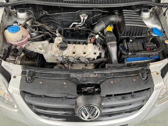 VW Fox - nejnovější model 2011, motor 1,2 44kw, výbava Style - 10