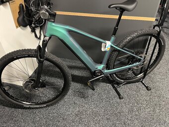 CUBE Reaction Hybrid RACE 800 vel.L a XL 2026 NOVÝ MODEL Pol - 10