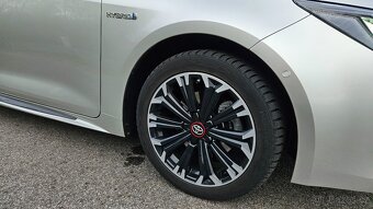 Toyota Corolla TS 2.0 GR-Sport - 10