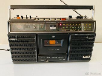 Radiomagnetofon Aiwa TPR-910, 70 léta - 10