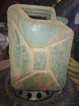 Kanystry USA + Wermacht - 10