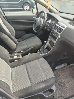 Peugeot 307 1.6hdi 66kw STK 1/27 plus daruji Plecháče s pneu - 10