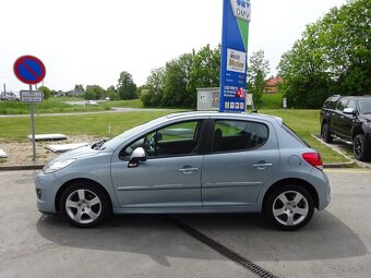 Peugeot 207 1,6 HDI - 10