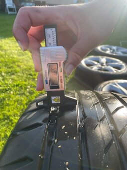 Alu kola 5x112 R18 AUDI A4 B8 - 10