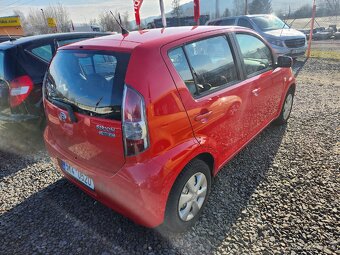 Daihatsu Sirion 1.0i 51 kW - 10