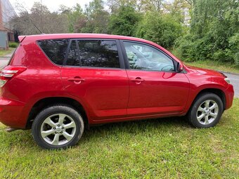 Toyota Rav 4 2,2D-4D 110kw (147 ps) r.v. 2010 - 10