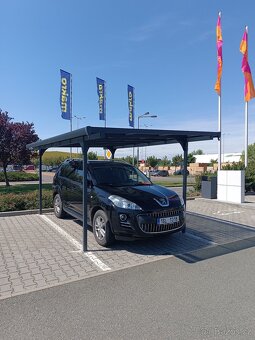 Peugeot 4007 - 10