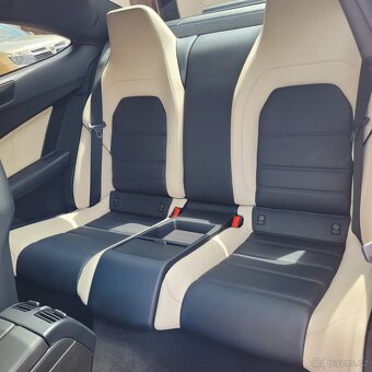 Mercedes-Benz C63 AMG Coupé-487hp–AMG Performance/Drivers pc - 10