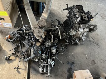 Motor D4204T23 173kW Volvo V90CC - 10