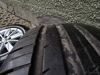 ALU letní kola 5x112 VW R15 Touran Caddy Golf ET43 Lyon - 10