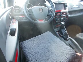 Renault Clio - 10