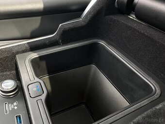 RangeRover Sport P400e 404PS HEV Pano BiXen Nav Kůž AL 3/22 - 10