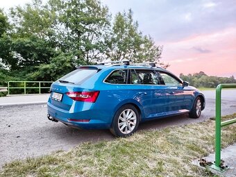 Škoda Superb combi - 10