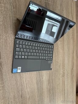 Lenovo Ideapad Duet 3 - 10