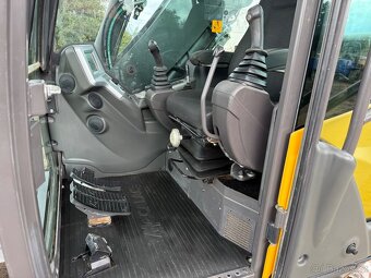 MECALAC 6MCR NEW model, klima, centrální mazání, dobrý stav - 10