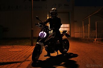 KTM DUKE 125 2017 Akrapovic - 10