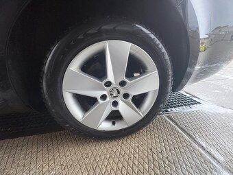 Škoda Octavia 1.6 TDi 85kw - 10