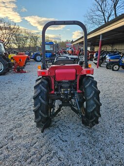 malotraktor Mitsubishi MT240 4x4 s čelákem - 10