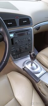 Volvo S60 2.4D5 136kw manuál - 10