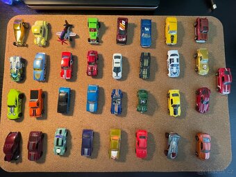 Hot Wheels sbírka aut (roky 2008-2018) - 10