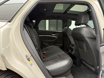 AUDI E-TRON 50 Quattro SUV S-line Black packet - 10