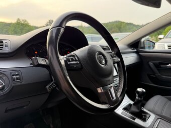 Volkswagen PASSAT CC 2.0 TDi CR SPORT - 10