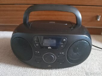 Rádio,USB,CD,AUX - 10
