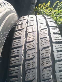 Prodám zimní dodávkové gumy Matador - Kumho 225/75 R16C 121/ - 10