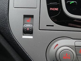 Ford Kuga 2.0TDCi ,  103 kW nafta, 2011 - 10