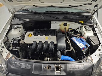 Renault Clio 2 - 10