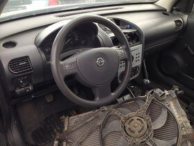Opel Corsa B 1,2 16V 1999 rok, díly - 10