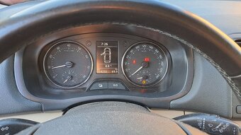 Škoda Fabia 2, 1.2TSi, 4 válce, 63kW - 10
