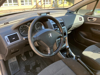 Peugeot 307 1.4 - 10