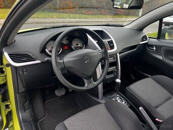 Peugeot 207cc 1.6i ČR/Servis.kn/75.tis km/Automat - 10