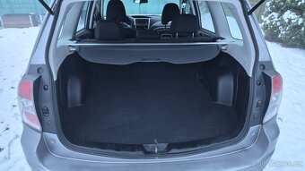 Subaru Forester 2.0 D     4x4    ▪︎    jen 157tis.km - 10