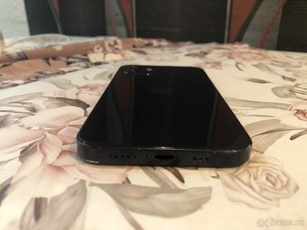 apple iphone 12 64GB - 10