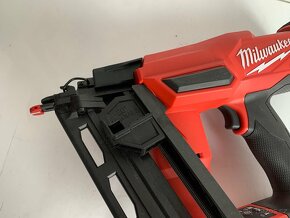Milwaukee M18 FN16GA klincovačka (nová) - 10