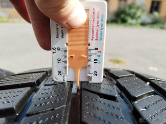 2x Zimní Nexen WinGuard 235/55 R19 105V - 10