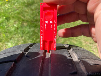 ALU kola Citroen Xsara Picasso 185/65 r15 + šrouby - 10