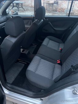 Octavia 1.9tdi 74kw klima funguje - 10