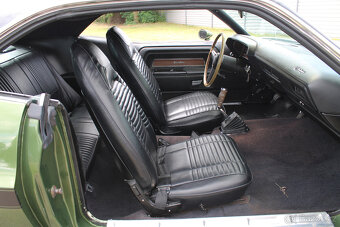 1970 Dodge Challenger R/T SE 383 V8, manuál - 10