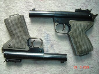 Prodám krásnou, zánovní flobert revolver skupiny "D" bez r - 10