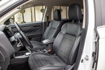 Mitsubishi Outlander 2.4l PHEV CVT - 10