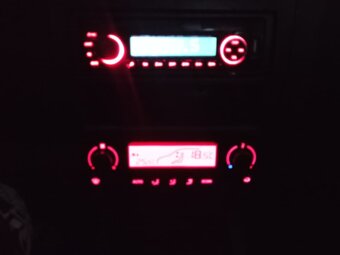 Seat Ibiza plně funkční klima dobrý stav - 10
