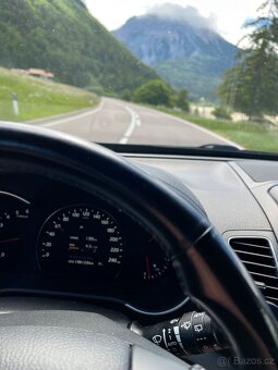 Kia Sorento 2.0CRDi KAMERA TAŽNÉ 7MÍST SERVISKA - 10