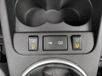 Škoda Roomster 1.6 MPi DIGI KLIMA VÝHŘEV SERVISKA 71 tis. km - 10