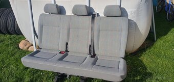 PRODÁM TROJSEDAČKU ORIGINÁL VW T5 TRANSPORTER - 10
