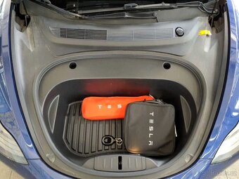 Tesla Model 3 Long Range Dual Motor 2022, AMD Ryzen čip, DPH - 10
