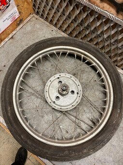 Přední kolo Jawa pionýr - 10