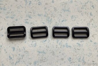 Metráž, látky + přezky na batoh - 10